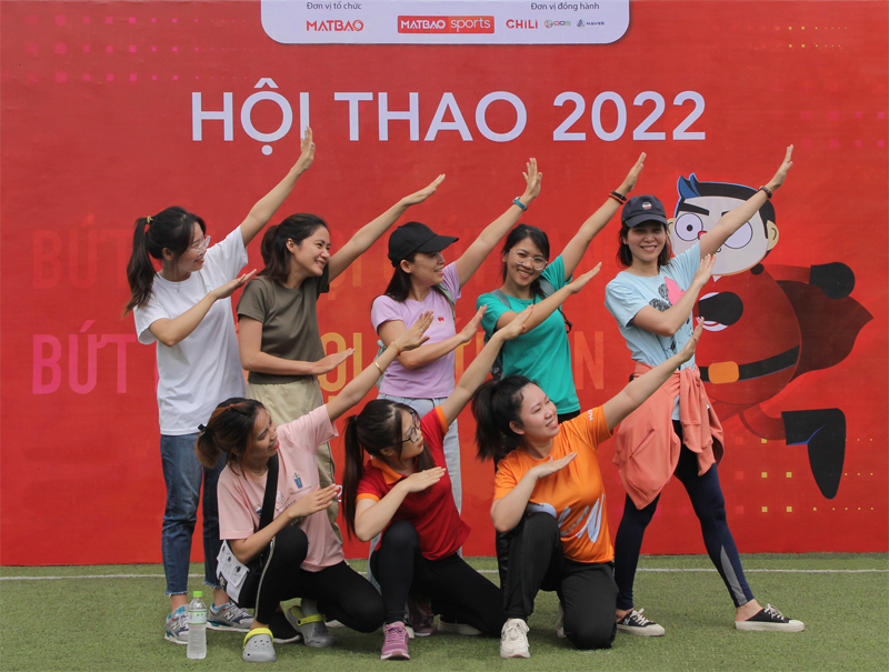 Co-vu-hoi-thao-2022.png Co-vu-hoi-thao-2022.png